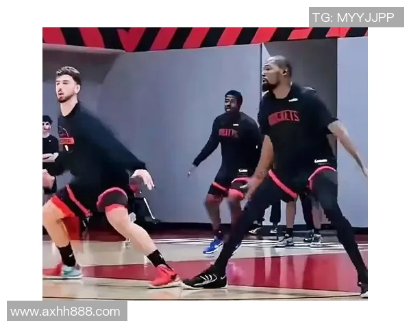 NBA官网直播精彩赛事回顾:逆转、明星表现、战术变化与球迷互动 NBA官网直播精彩赛事回顾:逆转、明星表现、战术变化与球迷互动